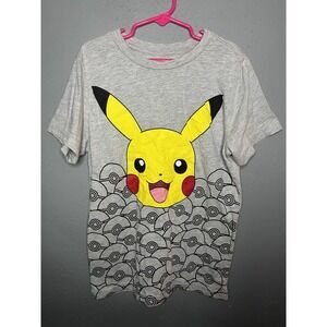 Pokémon Pikachu Gray  Used T-shirt Boys Size Medium Great Condition!